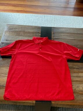 Nike Men's Red Polo Shirt with Subtle Stripe Detail. XXL
